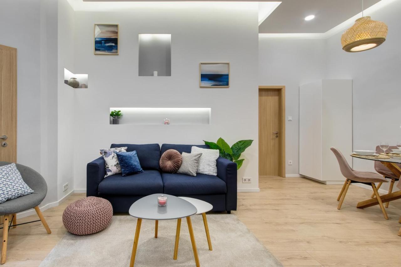 Central Studio At Oktogon Budapest Luaran gambar